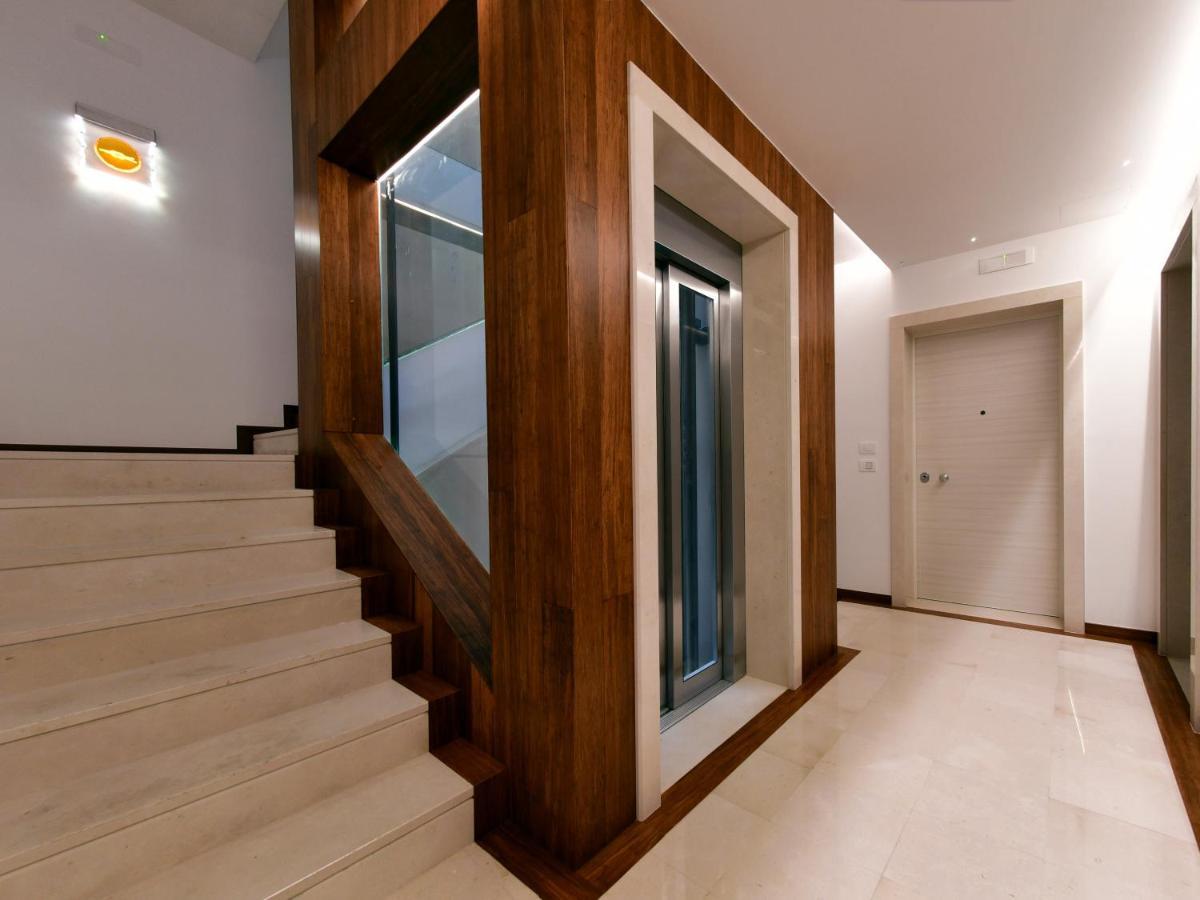 Vilu Suite Centro Полиньяно-а-Маре Экстерьер фото