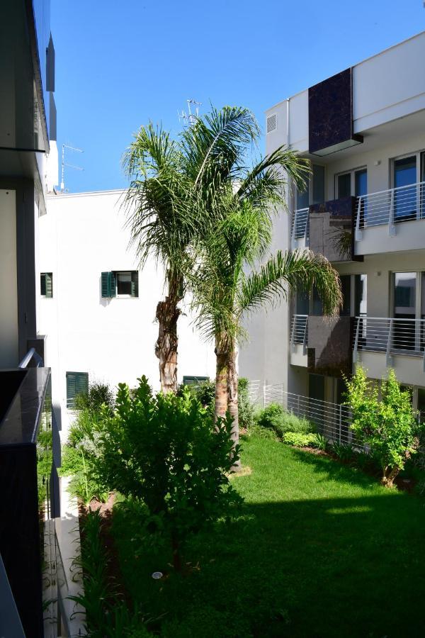 Vilu Suite Centro Полиньяно-а-Маре Экстерьер фото